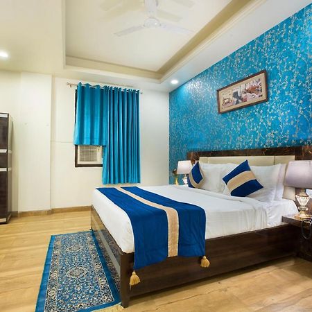 The Alpino Hotel New Delhi Extérieur photo