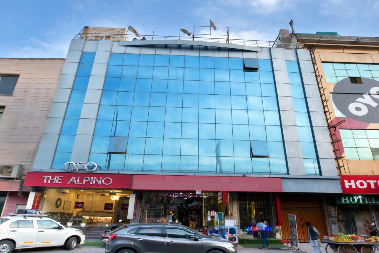 The Alpino Hotel New Delhi Extérieur photo